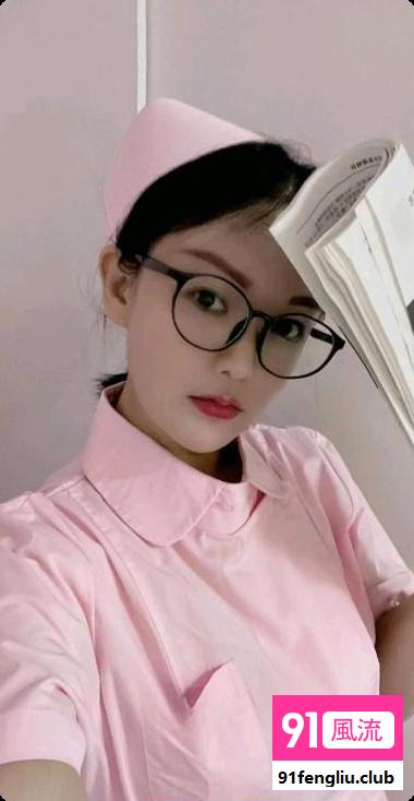 女友感护士楚依